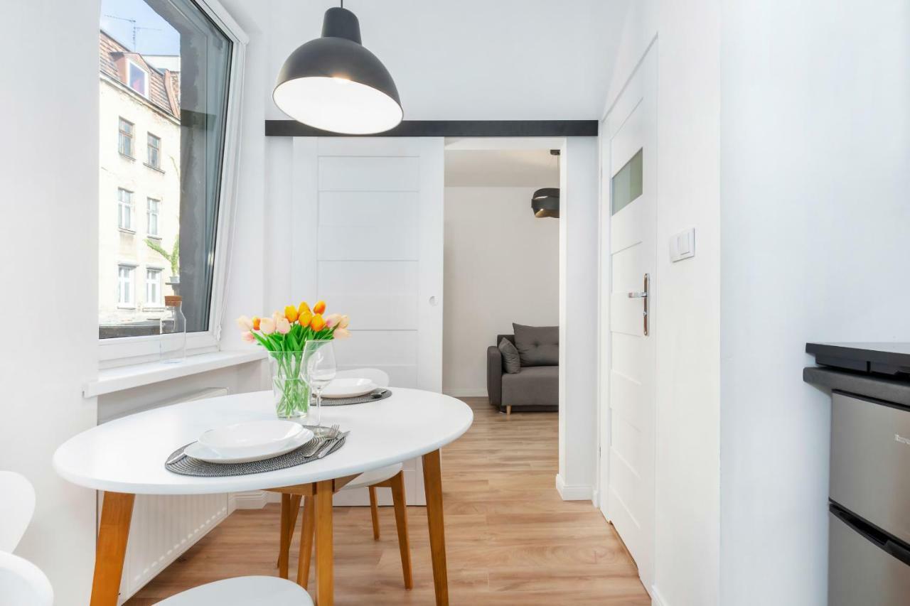 Pod Herkulesami By Renters Apartment Poznan